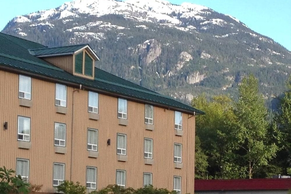 Mountain Retreat Hotel
